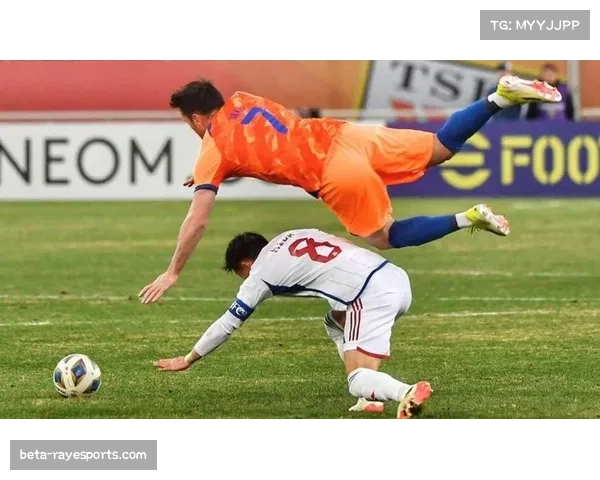 李国旭临场变阵能力：4231切换442，马莱莱毕津浩双前锋绝杀